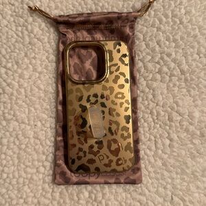 Loopy Gold Leopard iPhone 15 Pro